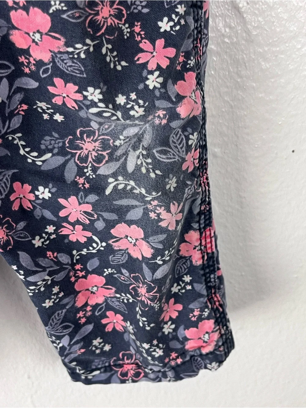 OSHKOSH B’GOSH Girls Floral Snap Button Legs Overalls Size 18 Months